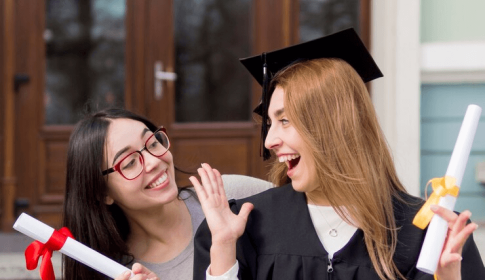 Alumni Champion Scholarships for Students 1 Alumni 4
